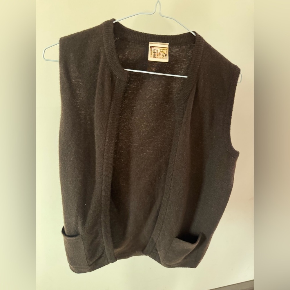 Elegant BrownWomen's Sweater Vest